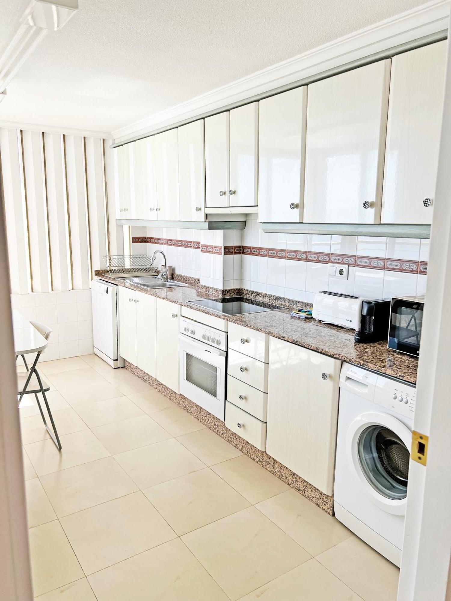 Oasis Frente Al Mar. Parking Gratis Apartment El Campello Bagian luar foto