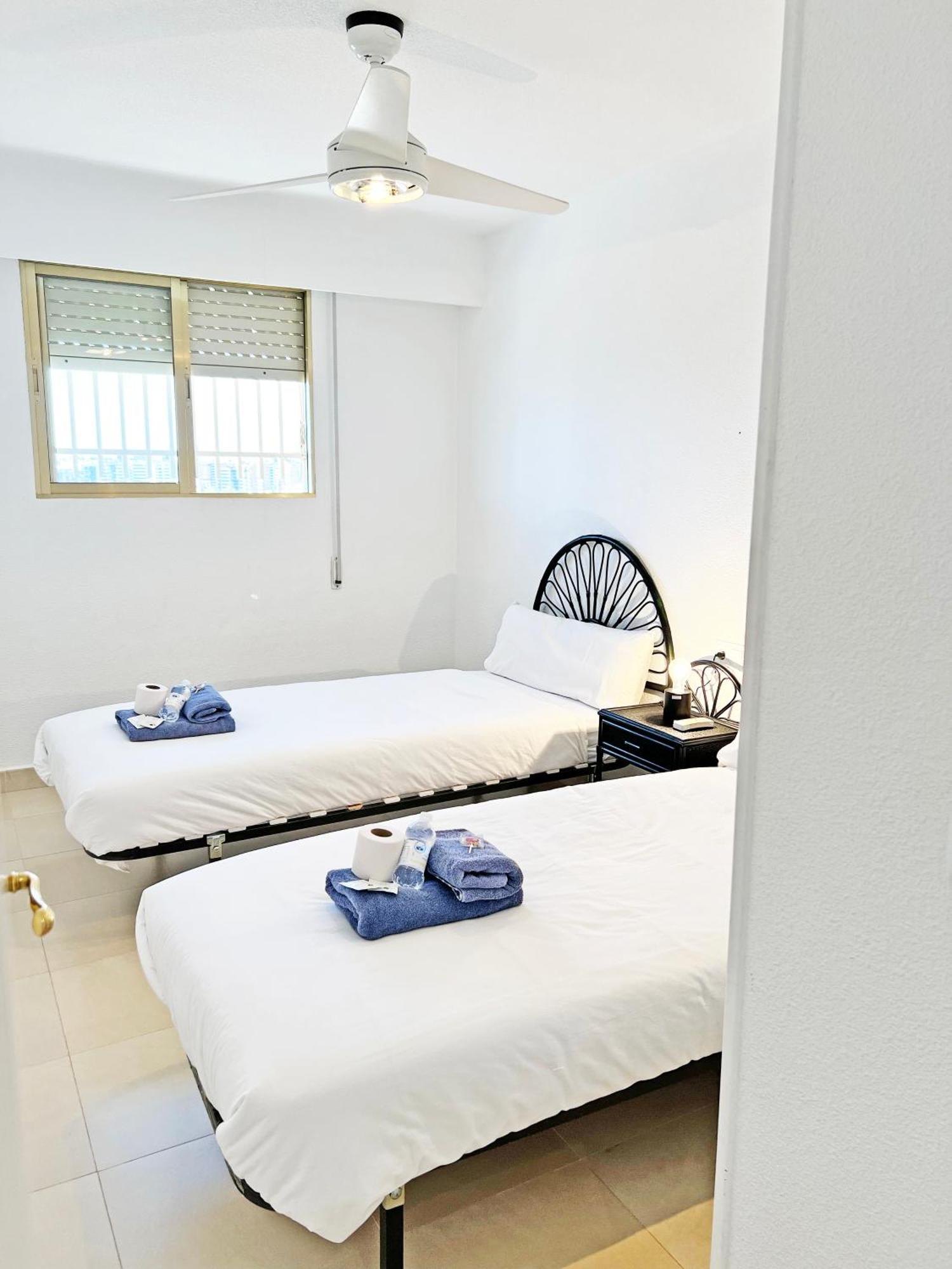 Oasis Frente Al Mar. Parking Gratis Apartment El Campello Bagian luar foto