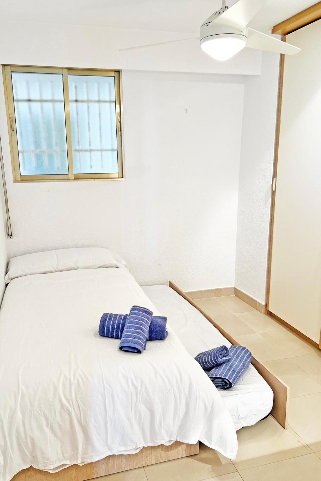 Oasis Frente Al Mar. Parking Gratis Apartment El Campello Bagian luar foto